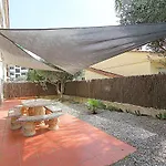 Pau * Льорет-де-Мар